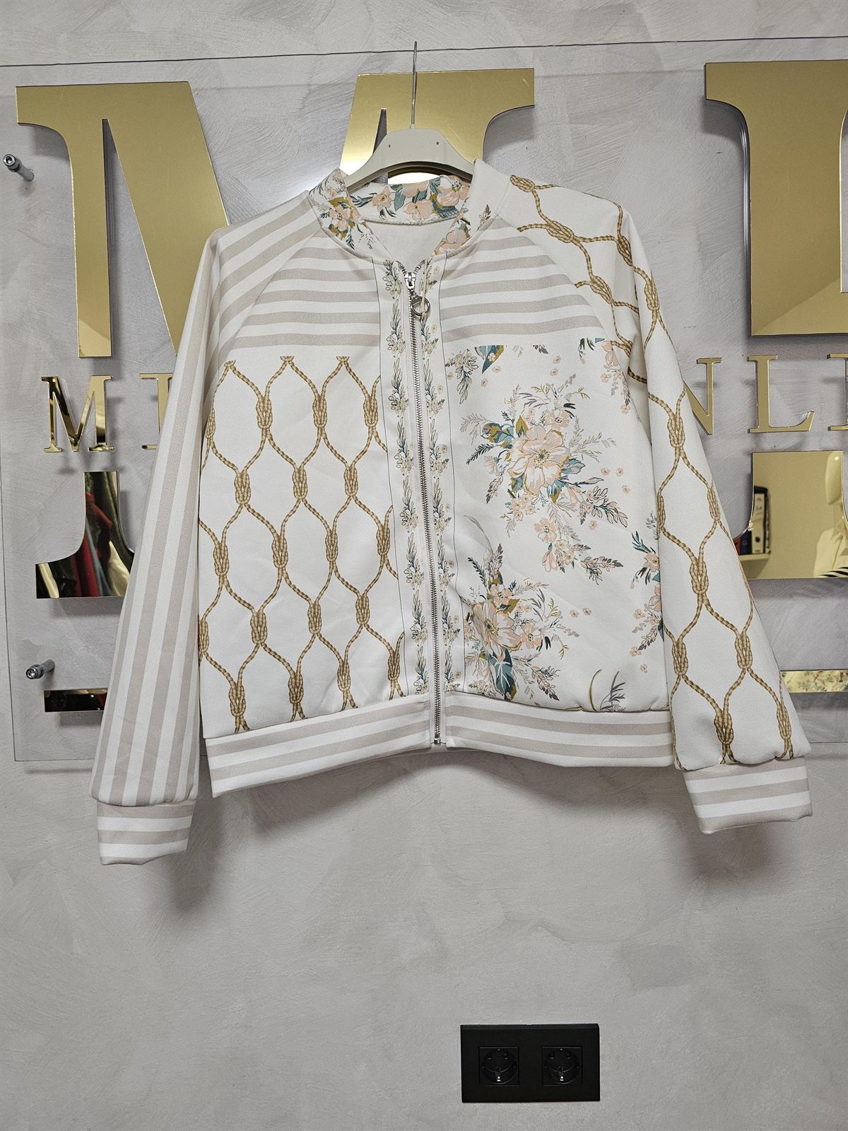 Bomber Estampada - Imagen 12