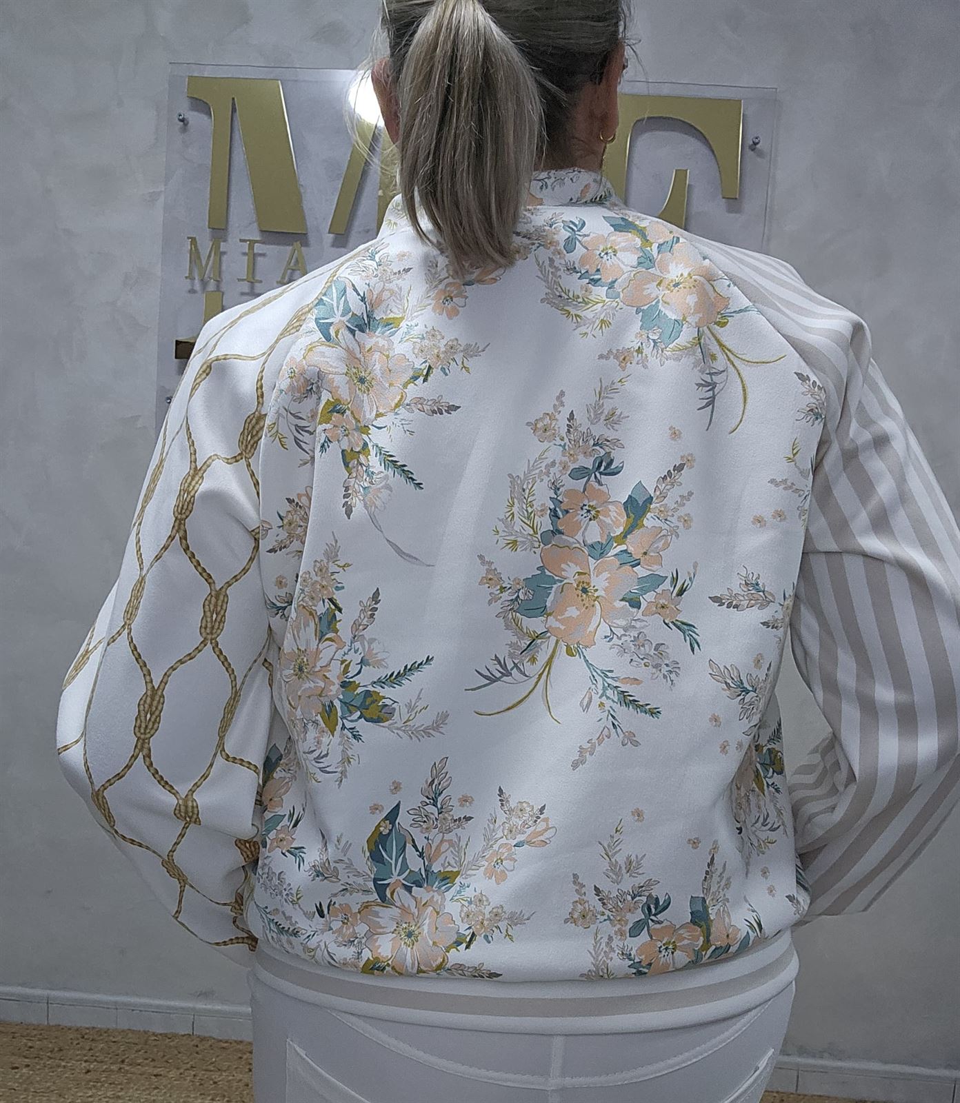 Bomber Estampada - Imagen 3