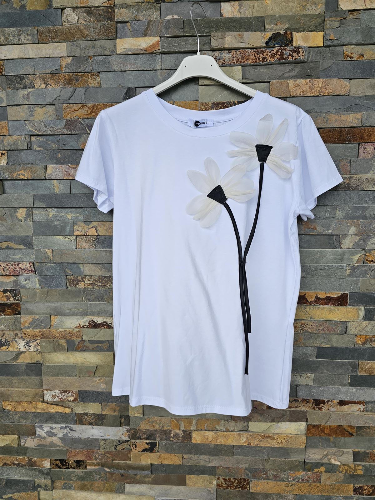 Camiseta Flor Relieve - Imagen 2